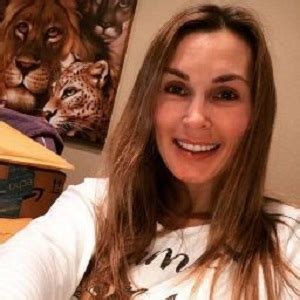 scammers with pictures of Tanya Tate